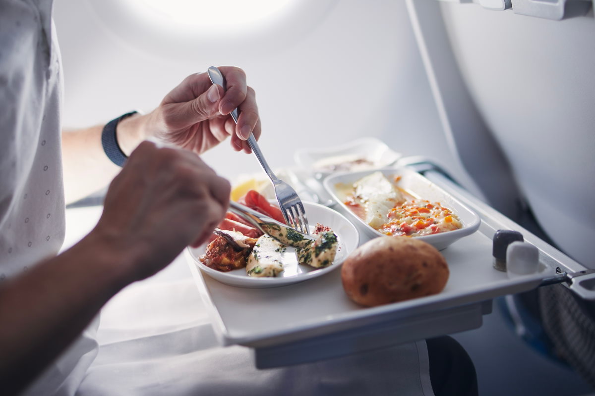 6 tips til at rejse med fly uden at blive syg